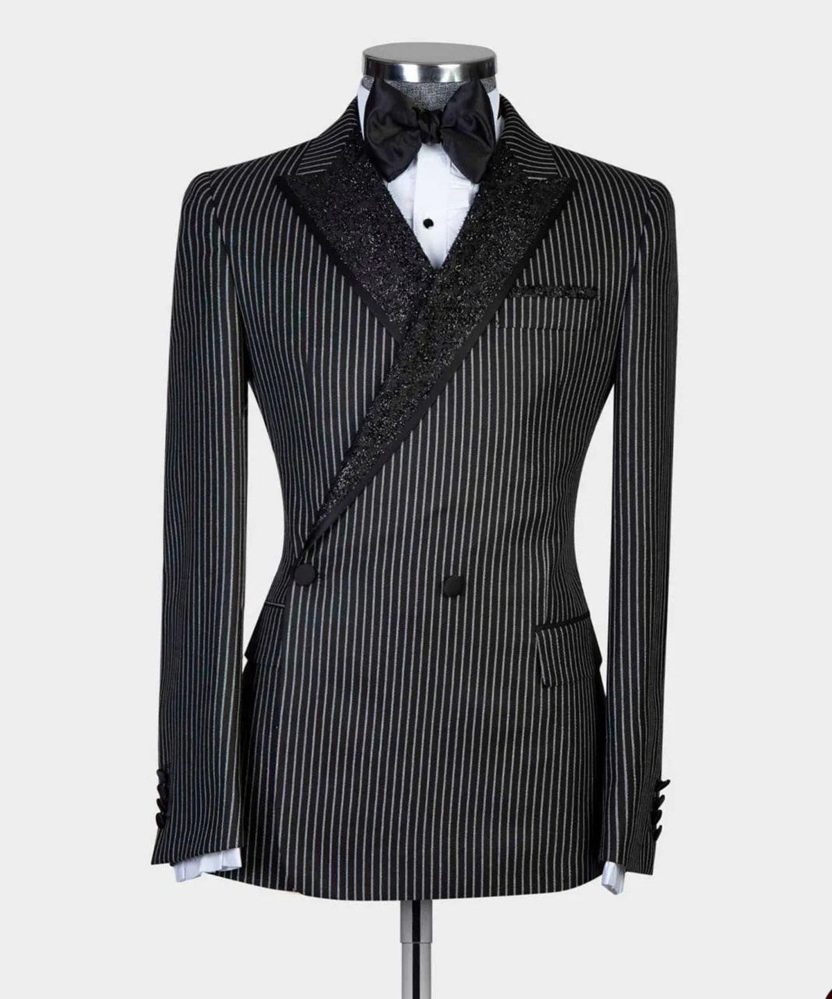Stripes men's suits 2 pieces peak shiny lapel blazer custom suits formal wedding groom tuxedo party show men's prom suits Stripes men's suits 2 pieces peak shiny lapel blazer custom suits formal wedding groom tuxedo party show men's prom suits
