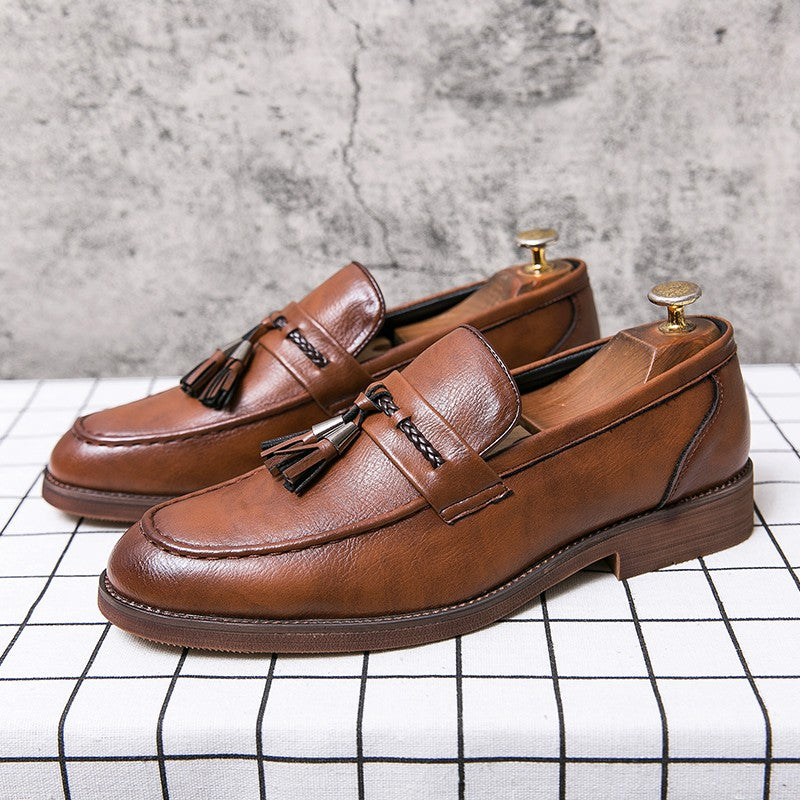 Men's casual pointed toe loafers, fringe shoes,