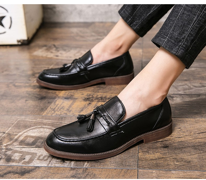 Men's casual pointed toe loafers, fringe shoes,