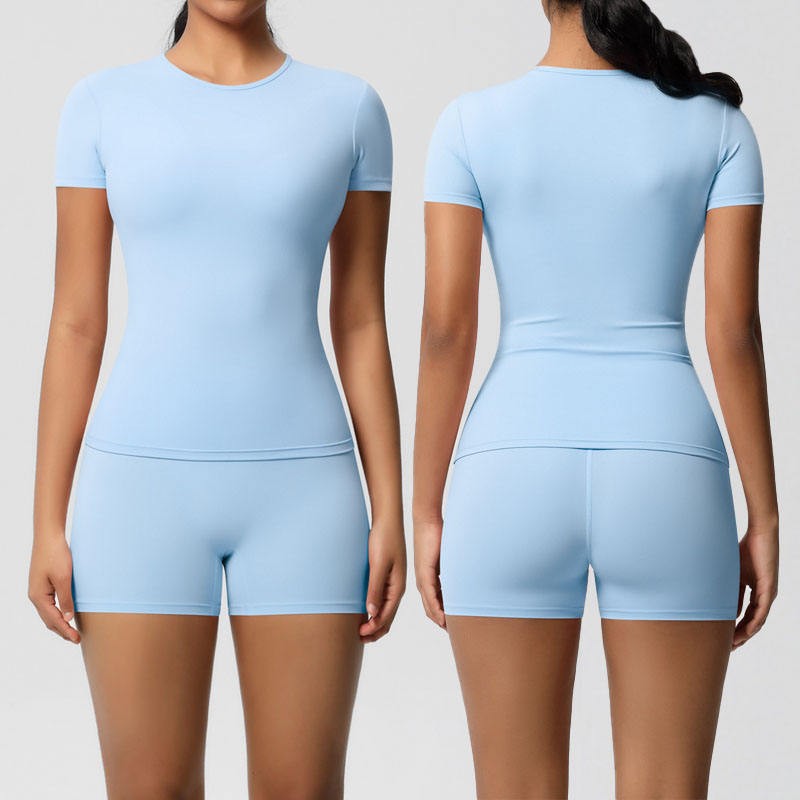 Breathable Workout Set for Women, Yoga T-shirt with Matching Shorts, Comfortable Gym Wear for Hot Yoga Breathable Workout Set for Women, Yoga T-shirt with Matching Shorts, Comfortable Gym Wear for Hot Yoga